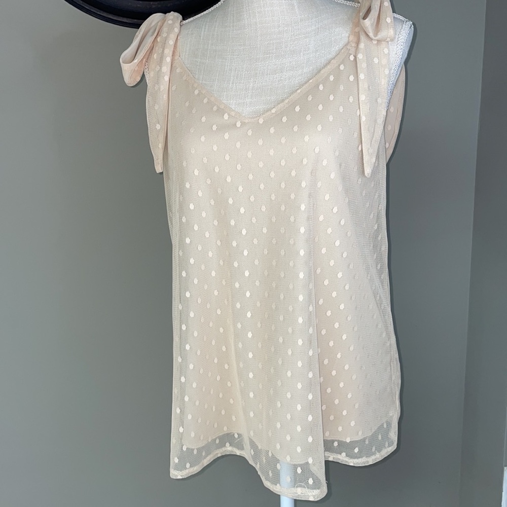 Judith March -beautiful top Medium- shoulder tie
